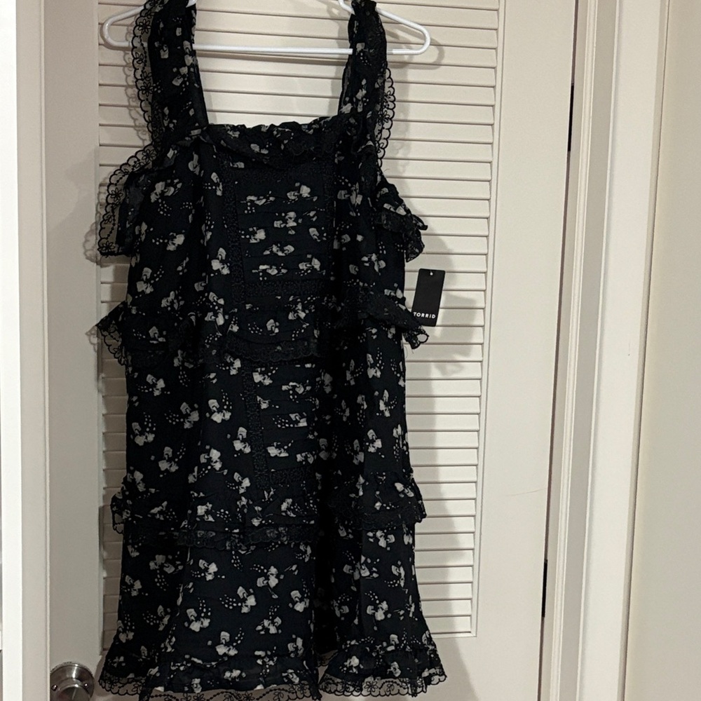 Torrid Festi Open Back Lace Trim Tier Dress